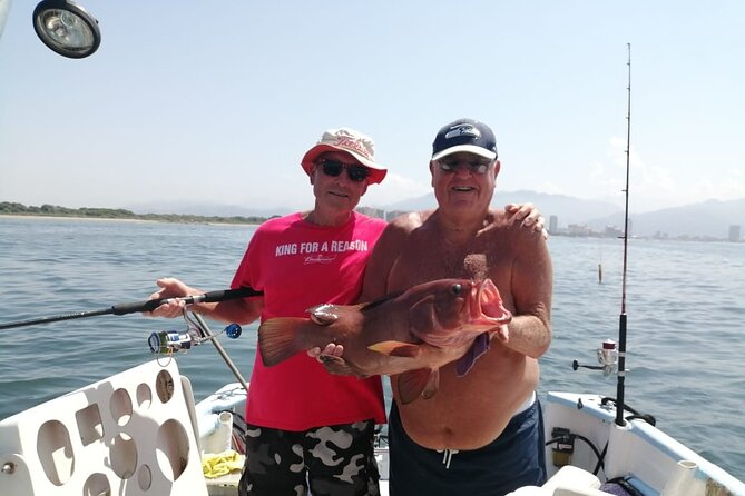 Private Inshore Fishing Adventure in Puerto Vallarta With Snacks - Crew and Service Quality