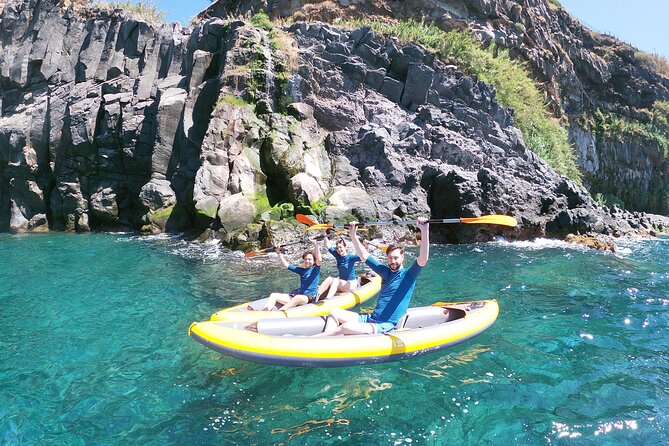 Private Kayak Tour in Câmara De Lobos - Meeting Point and Parking