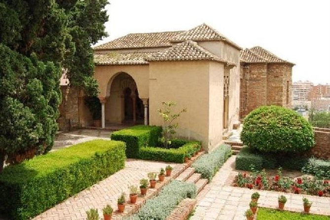 Private Malaga: Alcazaba, Museum, Market, Cathedral & Picasso - Benalmadena Stupa: Spiritual Serenity