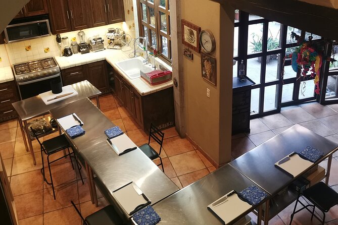 Private Mexican Cooking Class With Licensed Chef - Logistics and Accessibility