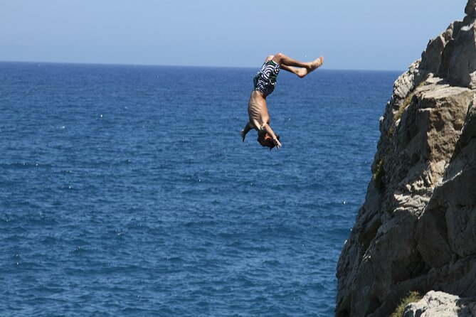 Private Photoshooting Santorini Tour - Company Profile