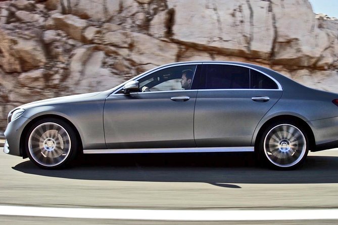 Private Sedan Transfer Reykjavik Airport KEF to Reykjavik City - Cancellation and Pricing