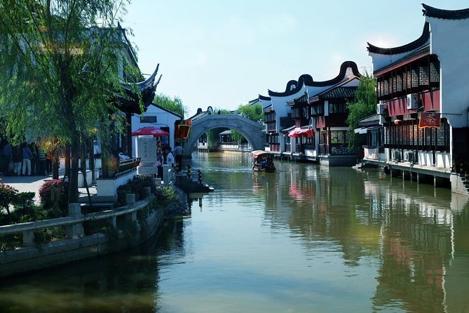 Private Shanghai Layover Tour to Zhaojialou Water Town With Lunch or Dinner - Tips for Travelers