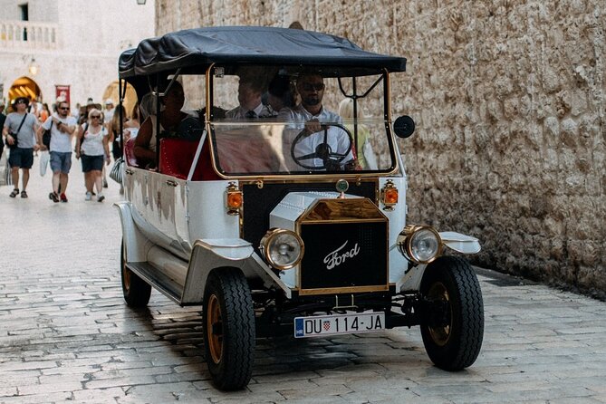 Private Sightseeing Tour in Dubrovnik With a Classic Old Car - Positive Feedback
