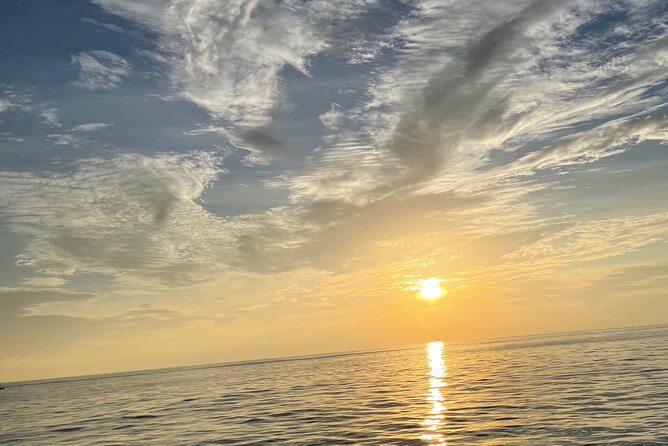 Private Sunset Sailing Tour - Discovering the Scenic Route