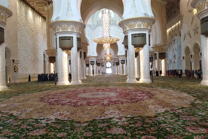 Private Tour : Louvre Museum Abu Dhabi & Sheikh Zayed Grand Mosque Visit - Accessibility and Information