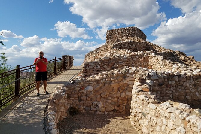 Private Tour of Five National Monuments in Arizona From Sedona - Luxurious Transportation