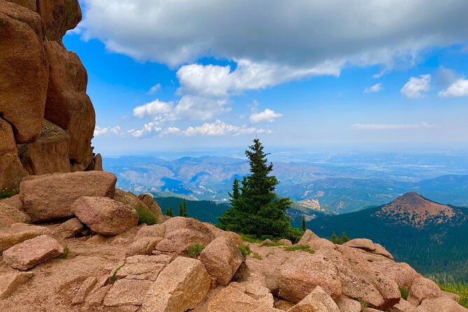 Private Tour of Pikes Peak & Garden of the Gods From Denver - Accessibility Considerations
