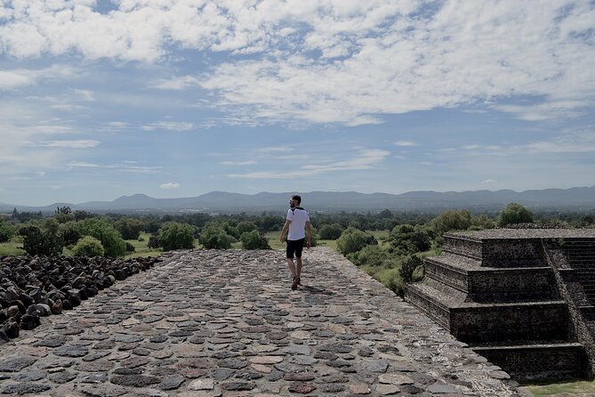Private Tour Teotihuacan Pyramids and Guadalupe Shrine - Pricing and Cancellation Policy