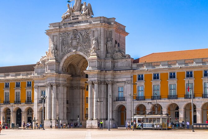 Private Tour to Fatima Nazare Sintra Cascais - Pickup Locations and Timing