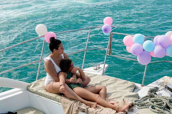 Punta Cana Private Catamaran: BBQ Lunch, Snorkeling, Beach Escape - Catamaran Amenities