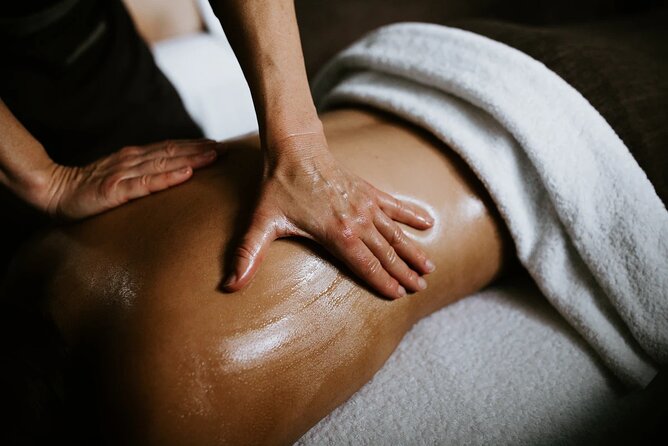Relaxation and Therapy Massage in Paradise Turks and Caicos - Getting to the Meeting Point