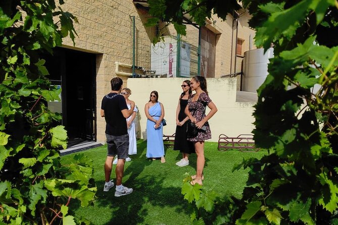 Rioja Boutique Wineries Tour With Lunch, SS - Pickup and Meeting Details