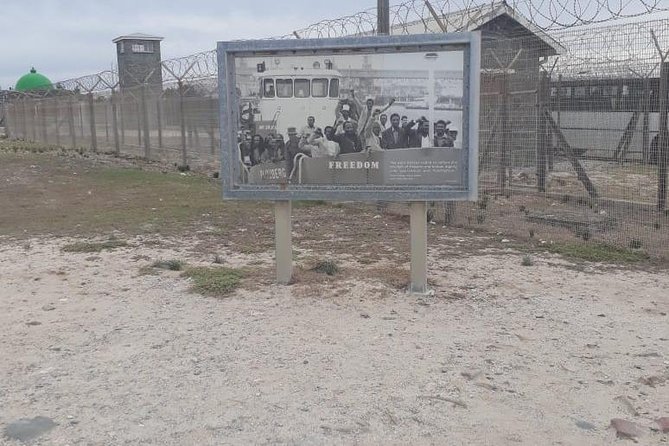 Robben Island and Table Mountain Tour - Pickup Information