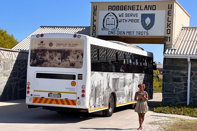 Robben Island & Table Mountain Pre Booked Tickets With Hotel Pick Up & Drop Off - Important Considerations