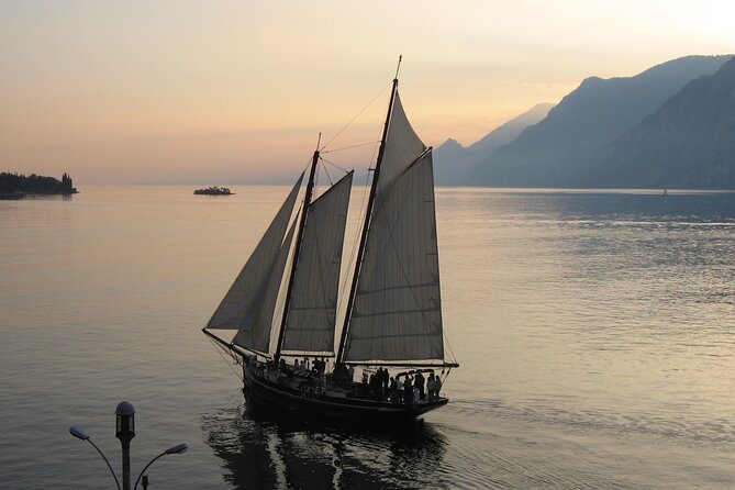 Romantic Cruise - Lowest Price Guarantee