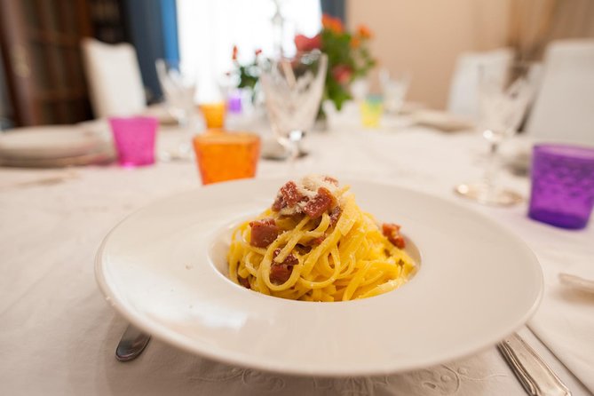 Rome Private Cesarine Home-Dining Experience and Cooking Show - Authenticity and Localization
