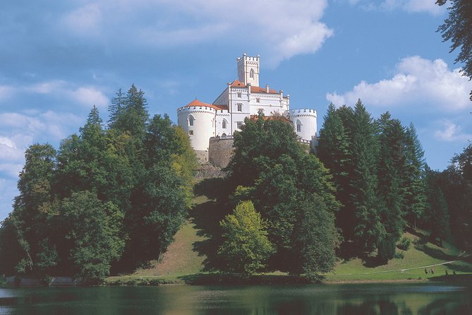 Royal Castle Tour - Small/Private Group - What to Expect