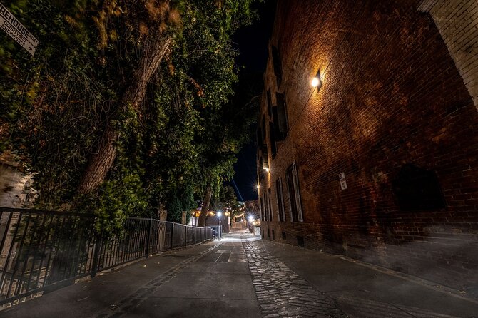 Sacramento Ghosts: Gunslingers and Ghouls Tour - Positive Feedback Highlights