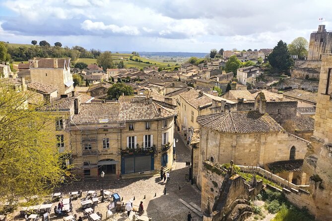 Saint-Émilion by Bike Gravel & Wine Tasting - Meeting and Ending Point