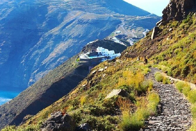 Santorini Caldera Walking Tour - Discovering Volcanic Formations and Geology