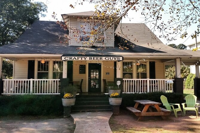 Self-Guided Huntersville Scavenger Hunt: Happy Huntersville - Questions About Your Stay