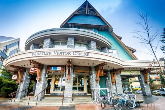 Self-Guided Scavenger Hunt: Whistler Arting Around Whistler - Roles and Photo Challenges