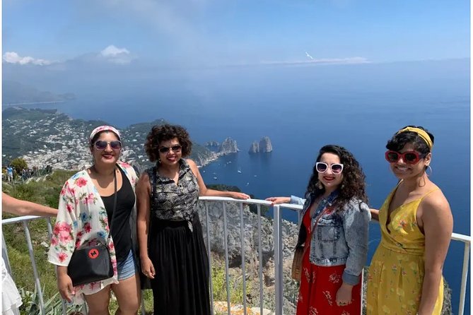 Shared CAPRI Tour - 360° Experience by Bus, Boat & Guide - Accessibility and Group Size