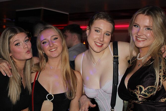 Shoreditch Pub Crawl London Review - Booking and Pricing Information