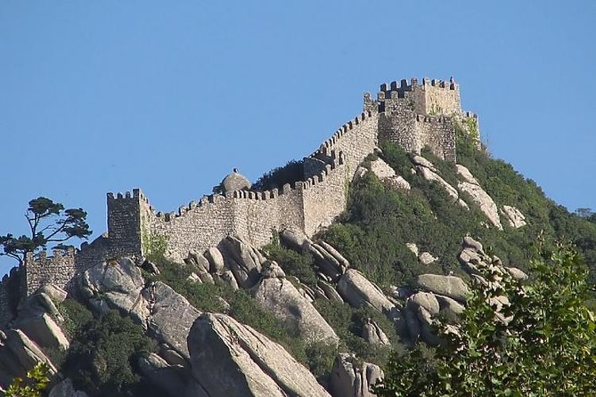 Sintra Mountain 1h PRIVATE Tour - SMALL GROUPS up to 6 People - Accessibility and Participation
