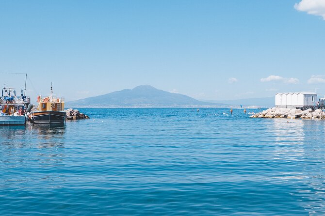 Sorrento Coast Cruise in Typical Gozzo With Limoncello Tasting - Guest Feedback and Ratings