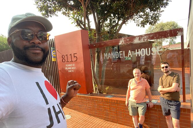 Soweto & Apartheid Museum Combo Tour - Pickup and Meeting Information