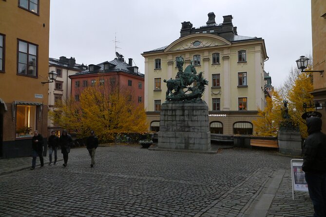 Stockholm Old Town 2h Private Walking Tour Review - Traveler Requirements