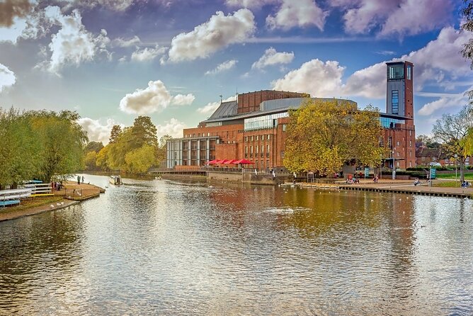 Stratford-Upon-Avon and the Cotswolds - Day Tour From Brighton - Coach Amenities