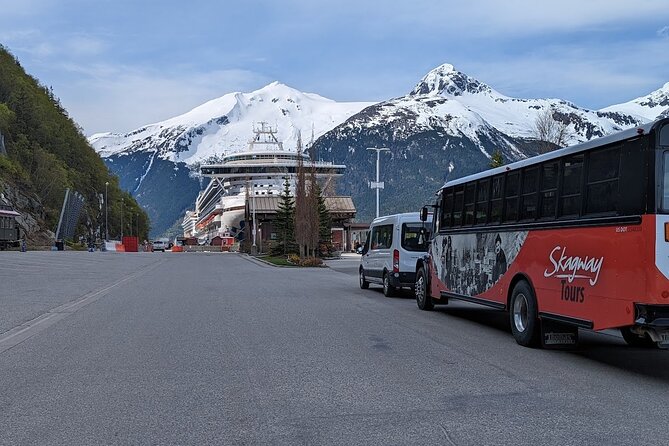 Summit Experience & Yukon Suspension Bridge Tour - Scenic Stops