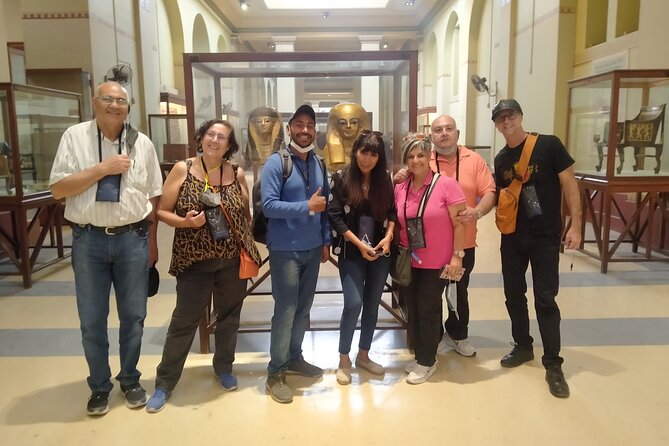 The Egyptian Museum and Khan El Khalili - Navigating the Vibrant Marketplace