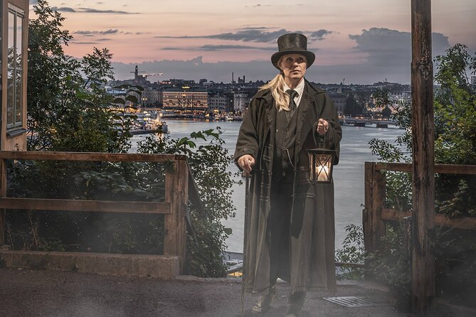 The Original Stockholm Ghost Walk and Historical Tour - Södermalm - Group Size and Accessibility