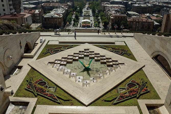 The Stalin Car Yerevan City Tour Armenia - Exploring Yerevan in a Stalin Car