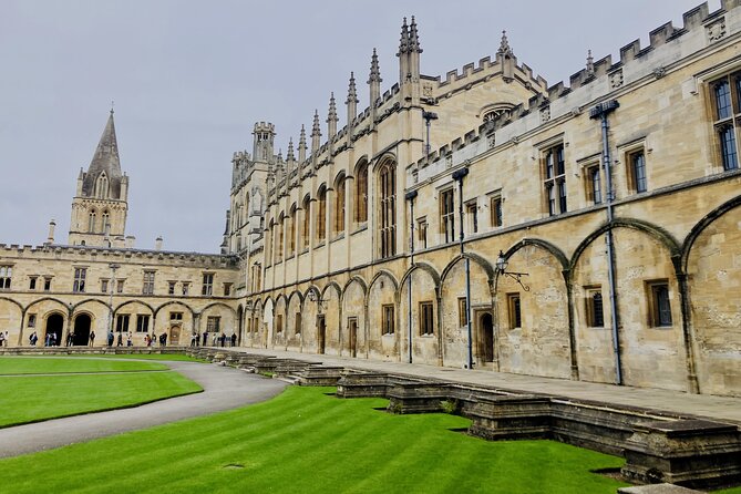 The Wonders of Christ Church Oxford: Private Tour - Exploring the College Grounds