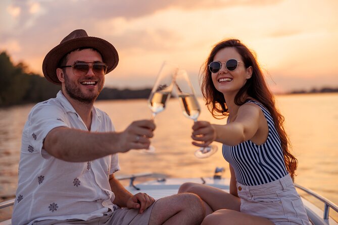 Torrevieja: Sunset Onboard Exclusive Boat + Cava - Guests Feedback