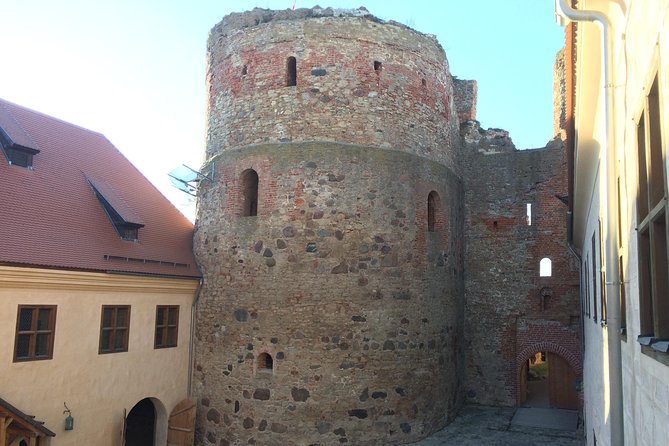 Tour From Riga to Vilnius: Bauska Castle, Rundale Palace and the Hill of Crosses - Confirmation and Passport Requirements