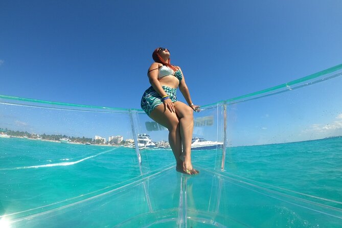 Tour Isla Mujeres Excursion in Collective Transparent Boat - Knowledgeable and Entertaining Guides