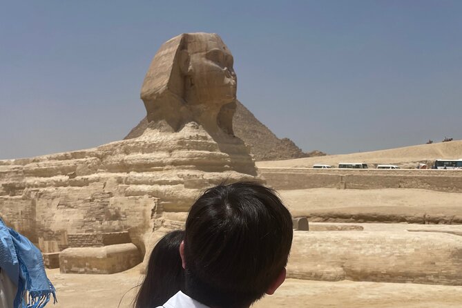 Tour to Giza Pyramids, Sphinx, Egyptian Museum With Lunch - Local Cuisine Experience