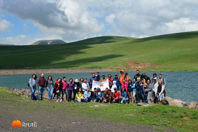 Trekking to the "Eyes" of the Mountains - Intimate Moments in Nature