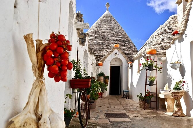 Trulli of Alberobello Day-Trip From Bari With Sweets Tasting - Exploring the Trulli