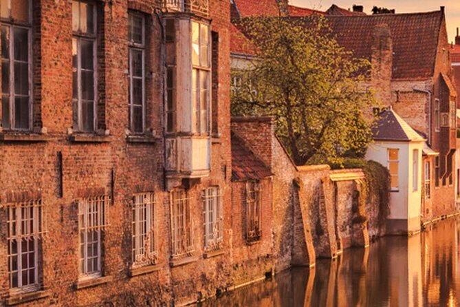 Unknown Bruges: A Self-Guided Audio Tour to the Heart of the Medieval Metropole - Exploring the Untold Stories of Bruges