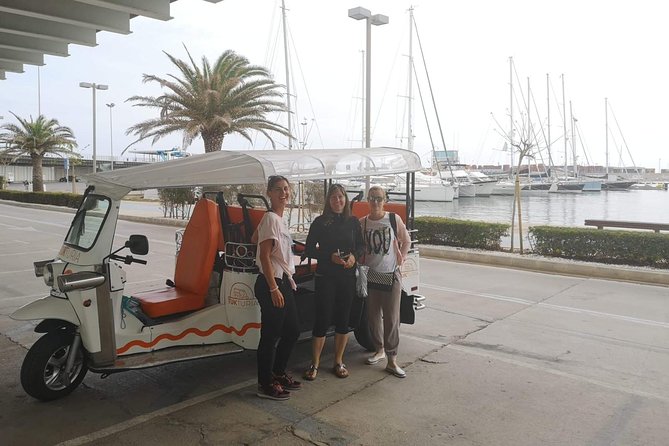 Valencia: Tuk Tuk Modern Tour - Customer Reviews
