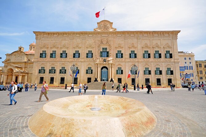 Valletta (Unesco) Guided Tour, Malta Experience (Included), Cathedral (Optional) - Grand Masters Palace