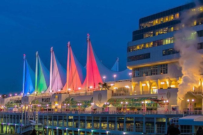 Vancouver Evening 4 Hours Tour With Night Life Attractions Private - Tour Accessibility