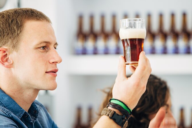 Vaticans Craft Beer Private Tour With a Local Foodie - Exploring Popular Bars and Restaurants